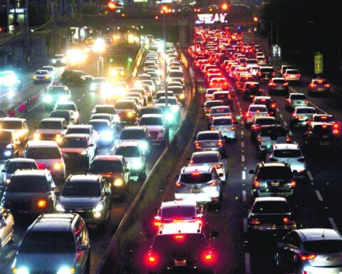 Transit of Greater Santo Domingo becomes an 'obstacle course'