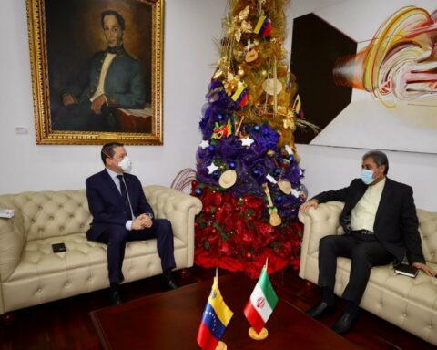 Venezuela and Iran carry out an annual balance of agreements and bilateral agenda