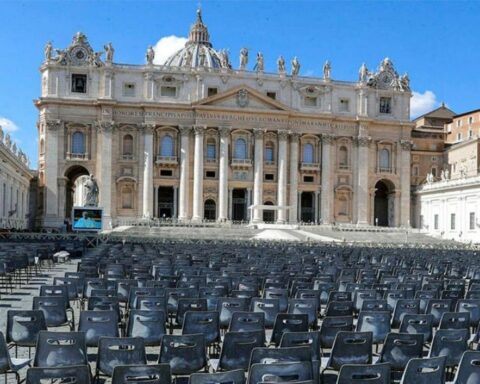 Venezuela mourns death of Pope Emeritus Benedict XVI