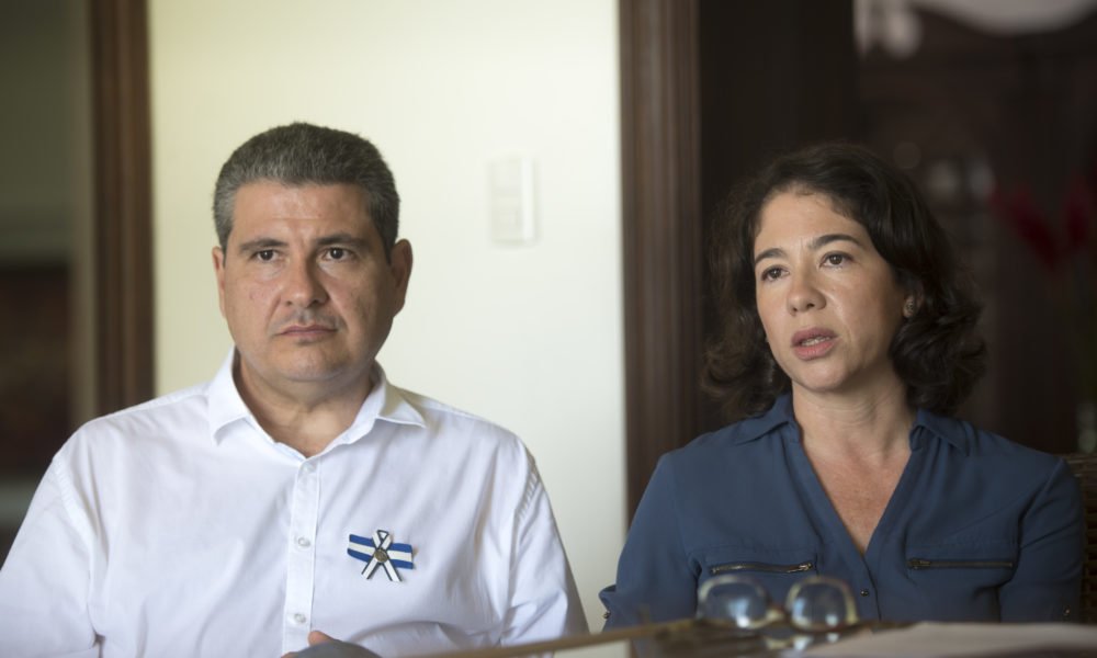 Victoria Cárdenas insists that they allow "a call or a letter" for Juan Sebastián Chamorro