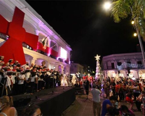 We share two 'playlists' of carols for this Christmas