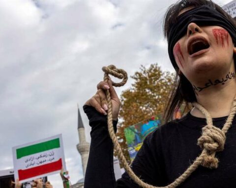 Which countries punish homosexuality with the death penalty and when was the last execution?