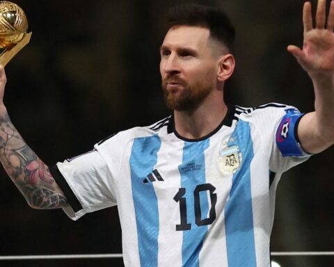 With Messi named star, Argentina dominates Qatar Cup awards