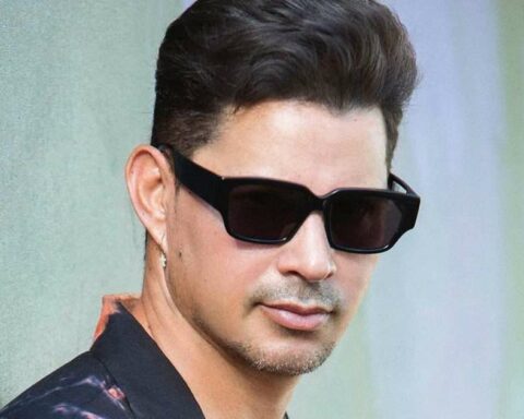 “Ustedes son los verdaderos héroes” dice Leoni Torres a presos políticos y sus familias