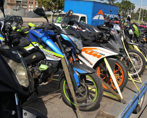 "Do not take the car or motorcycle"MinTransporte on expiration of SOAT