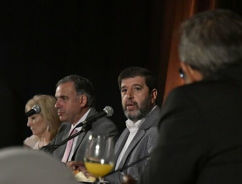 "We missed a historic opportunity": FA adds critical voices in its internal for ceding the Congress of Mayors to the National Party