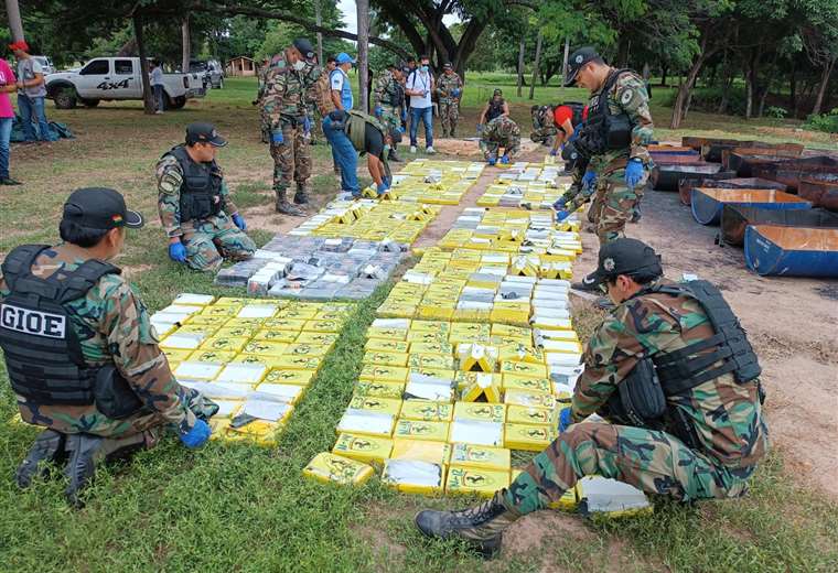 757 kilos of controlled substances seized in Santa Cruz are incinerated