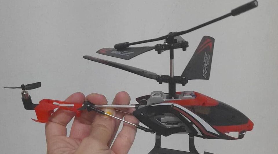 A 'mule' is punished for trying to bring a toy helicopter to Cuba