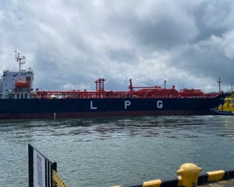 A ship with LPG arrived from the United States to Nariño
