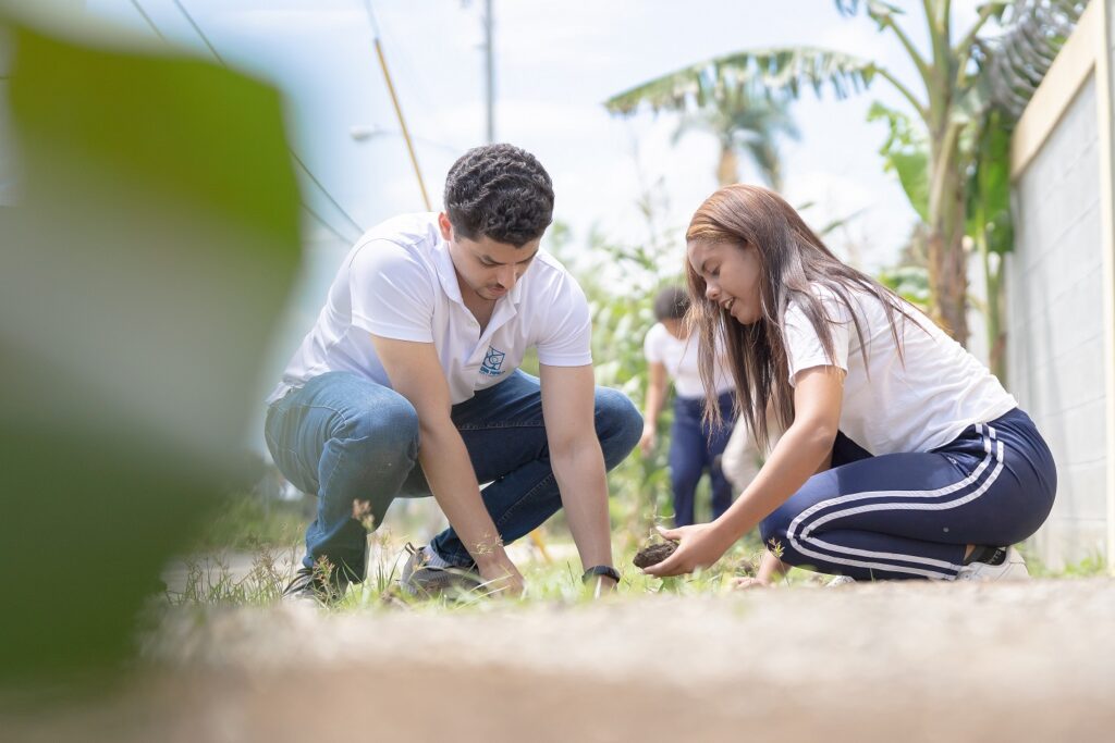 APAP promotes education through environmental projects in the Northern Region