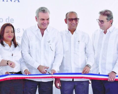 Abinader desarrolló fin de semana intensa jornada de inauguraciones