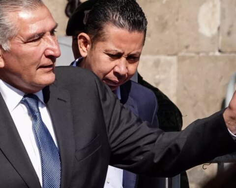 Adán Augusto distances himself from propaganda in his favor;  "I must watch out for the law," he says