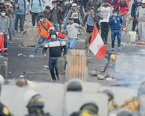 Again they try to take airports in Arequipa, Cusco and Juliaca
