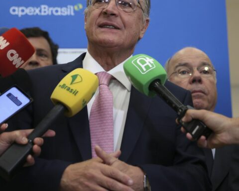 Alckmin says democracy is strengthened after anti-democratic acts