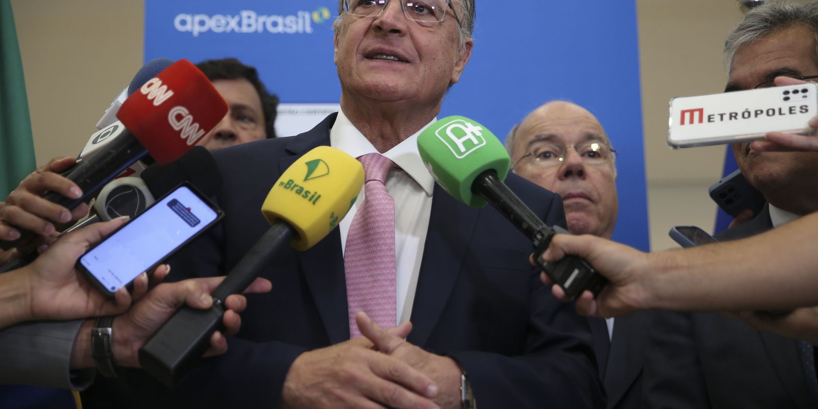 Alckmin says democracy is strengthened after anti-democratic acts