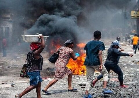 Analistas: A EE.UU., Francia y Canadá no les interesa ayudar Haití