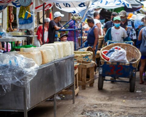 At almost one hundred córdobas per pound, cheese is scarce on the Nicaraguan table
