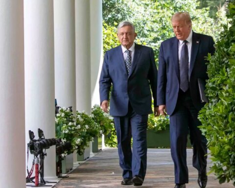 At the start of the campaign, Donald Trump highlights pressure on the Government of Mexico