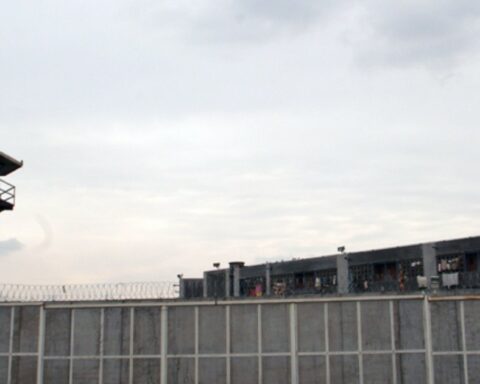 Authorities transfer 89 people detained in CDMX prisons to federal prisons