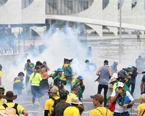 Bolsonarists invade the Congress, the Presidential Palace and the Supreme Court of Brazil