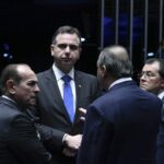 “Brazil will not give in to coups”, says Senate president
