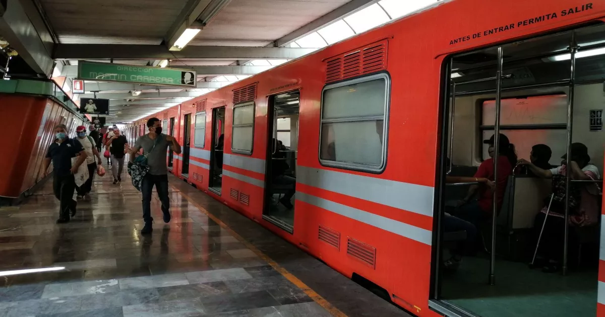 Citizens call for a march for safety in the CDMX Metro