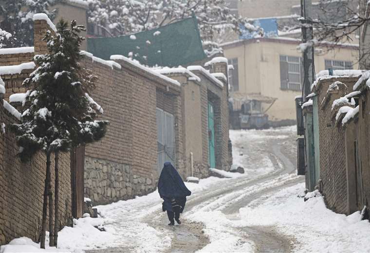 Cold wave in Afghanistan leaves at least 70 dead