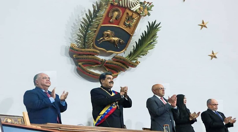 Contralor general acompañó al presidente de la República al Palacio Federal Legislativo