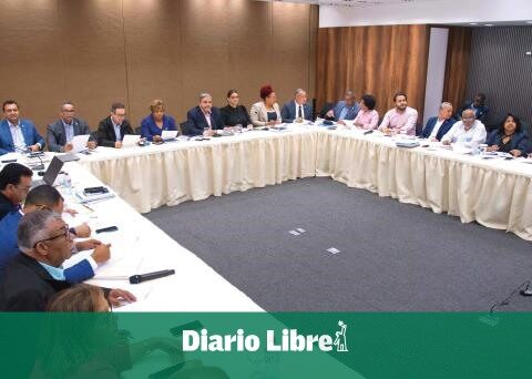 Congress restarts work with pending tasks