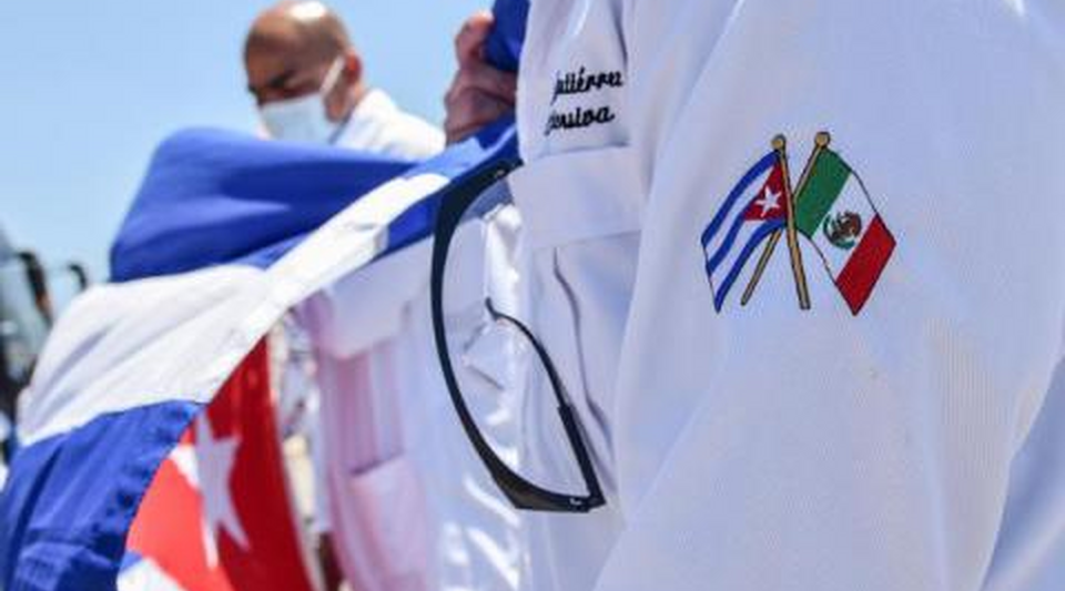 Cuban medical personnel abroad falls from 30,000 to 23,000 in one year