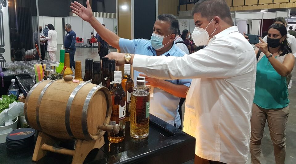 Cuban rum exports fell due to the poverty of the harvest and "the lack of packaging" in Matanzas