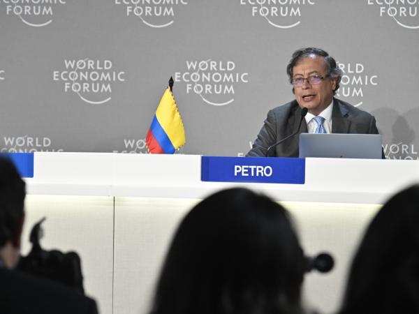 'Decarbonized capitalism': Petro's final proposal in Davos