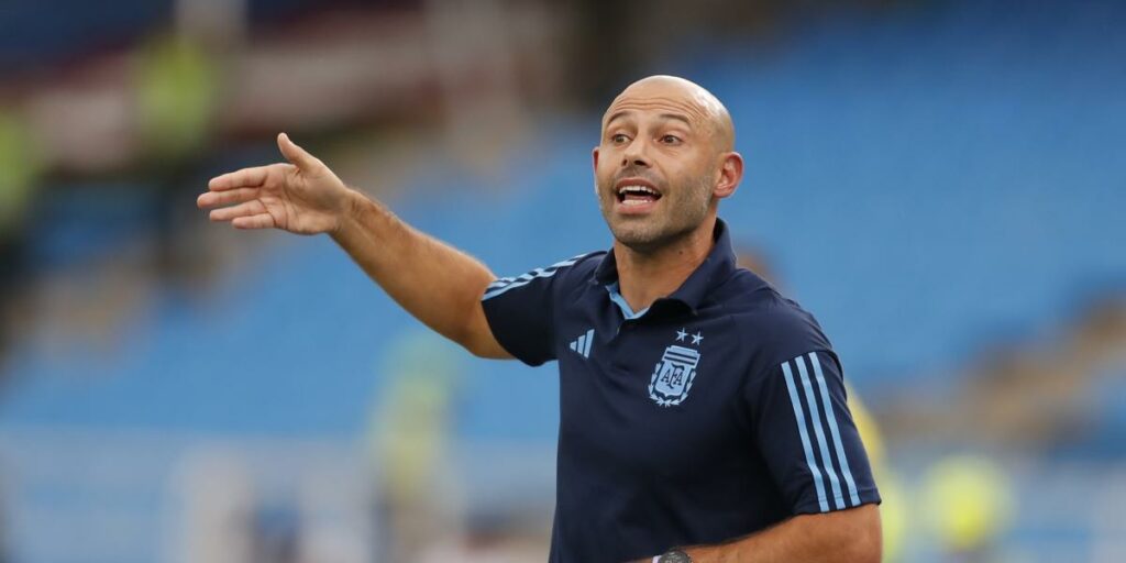 Defeat for Mascherano in Argentina's debut