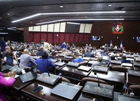 Diputados aprueban adenda a Fideicomiso Pro-Pedernales