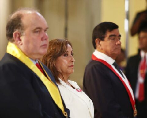 Dina Boluarte participates in Mass and Te Deum for the 488th anniversary of Lima