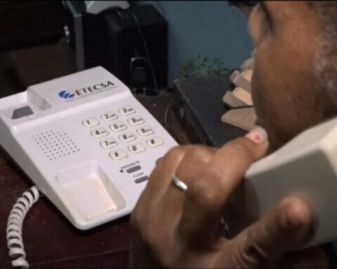 ETECSA, Baracoa, Guantánamo, Telefonía