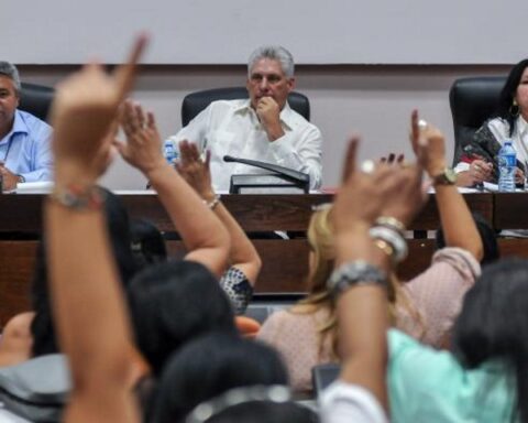 Elecciones, sindicatos, Cuba díaz-canel elecciones asamblea poder popular presidente economía