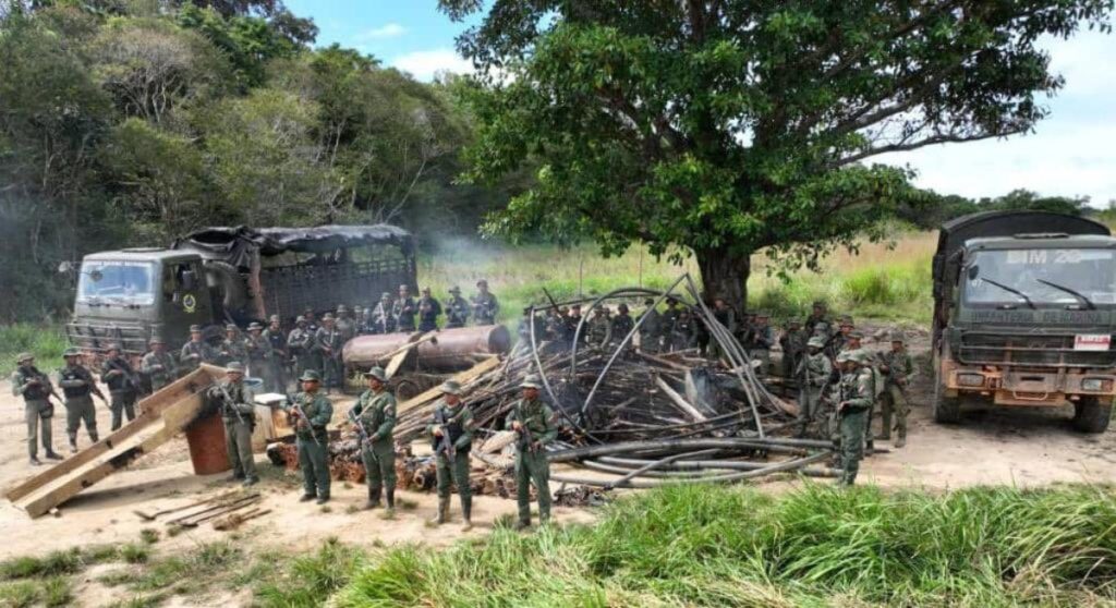 FANB dismantles camp used for illegal mining in Bolívar