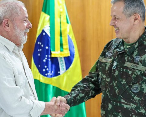 Federal government announces change in Army Command