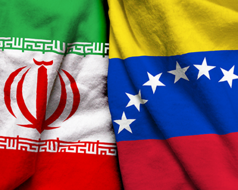 Foreign Minister Yván Gil holds a telephone conversation with his Iranian counterpart to strengthen relations
