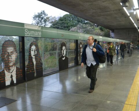 Free public transport for seniors is back in use in São Paulo