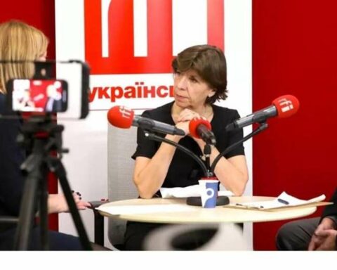 French Foreign Minister does not rule out "prosecuting" in the International Criminal Court "those who gave the order to invade" Ukraine