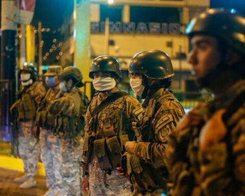 Government decreed a state of emergency in Lima, Callao, Puno, Cusco, Apurímac, Madre de Dios and Moquegua