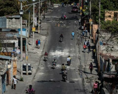 Haití en calma a la espera de reunión para buscar medidas tras disturbios