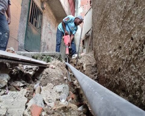 Hidrocapital favorece a más de 150 familias en parroquia de Caracas