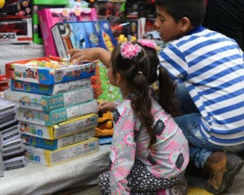 How much Colombian households spent in 2022, according to Raddar