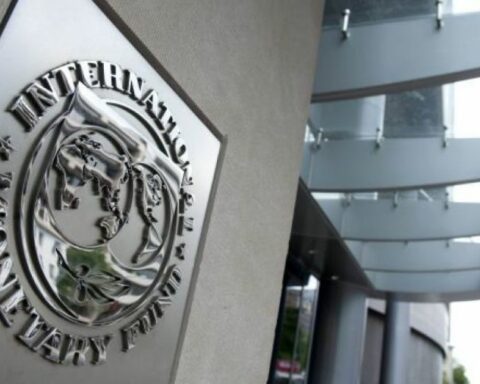 IMF raises its global growth forecast for 2023 by two tenths