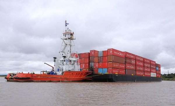 Illegal and unacceptable: criticism of the toll that Argentina charges for cargo that arrives in Uruguay by waterway