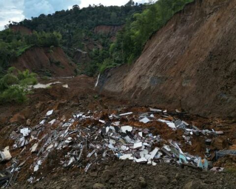 Images of the landslide that has cut off the southwest of the country