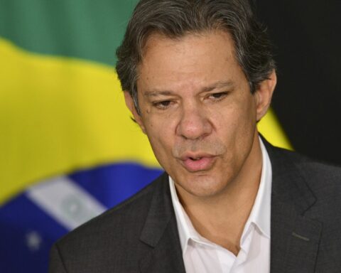 “It is a shame what is happening at Carf”, says Haddad